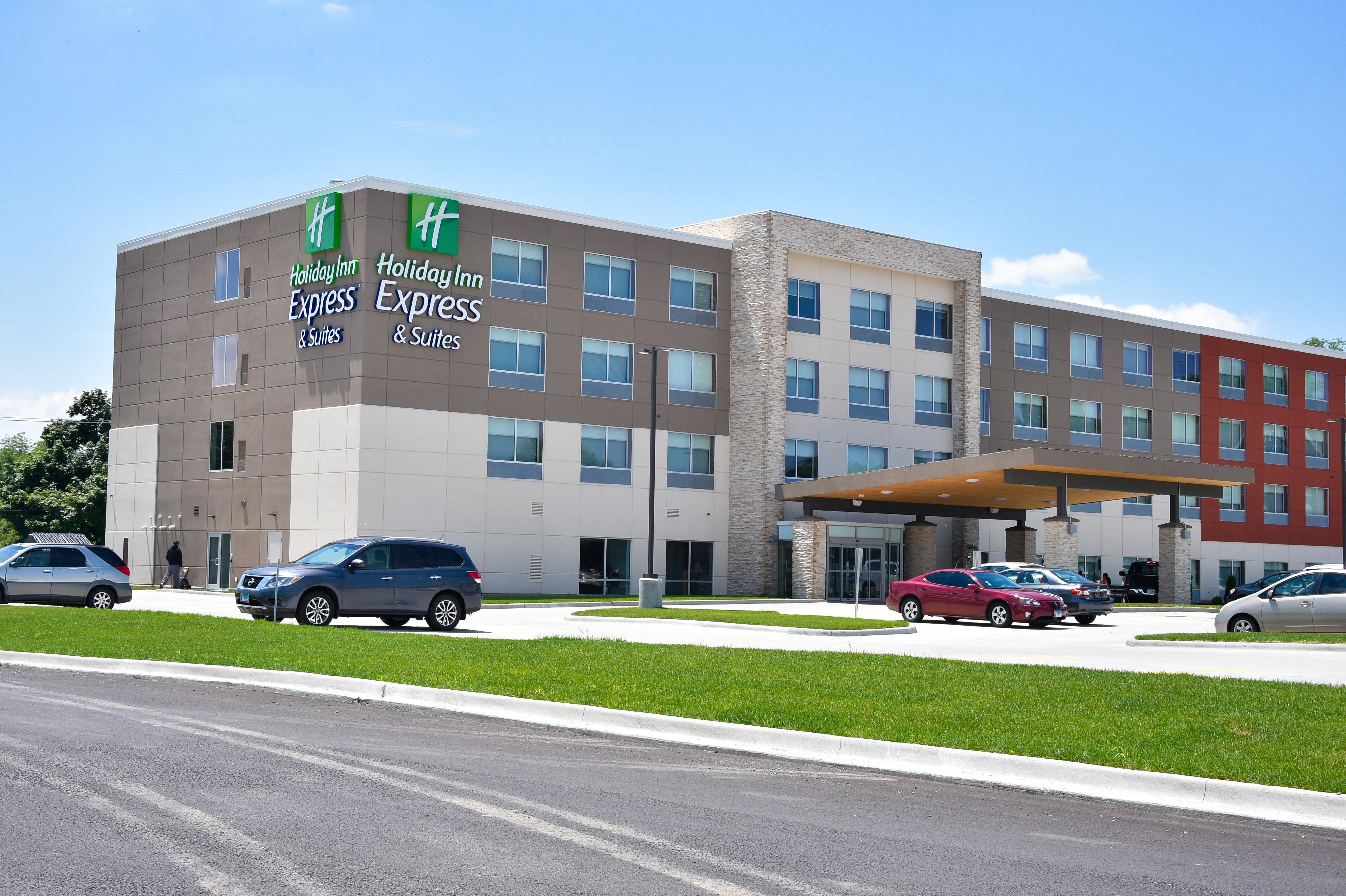 Holiday Inn Express & Suites - Bensenville - O'Hare By Ihg Εξωτερικό φωτογραφία
