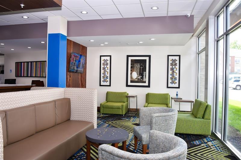 Holiday Inn Express & Suites - Bensenville - O'Hare By Ihg Εξωτερικό φωτογραφία